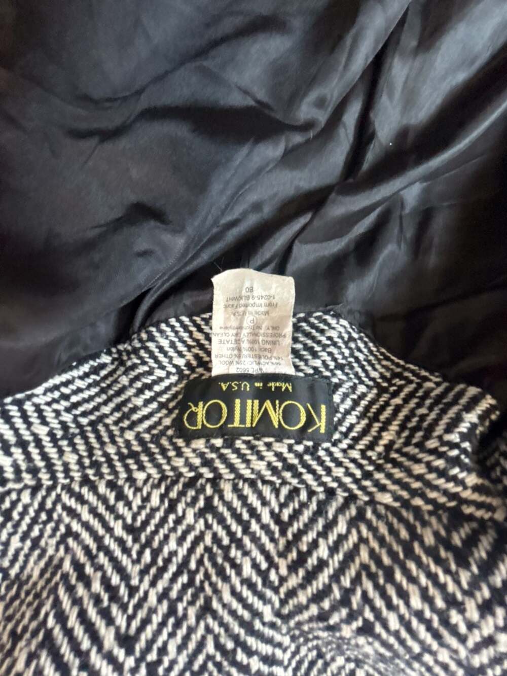 Vintage Komitor Black and White Herringbone Wool Blend Maxi Coat with Oversized - Picture 5 of 5